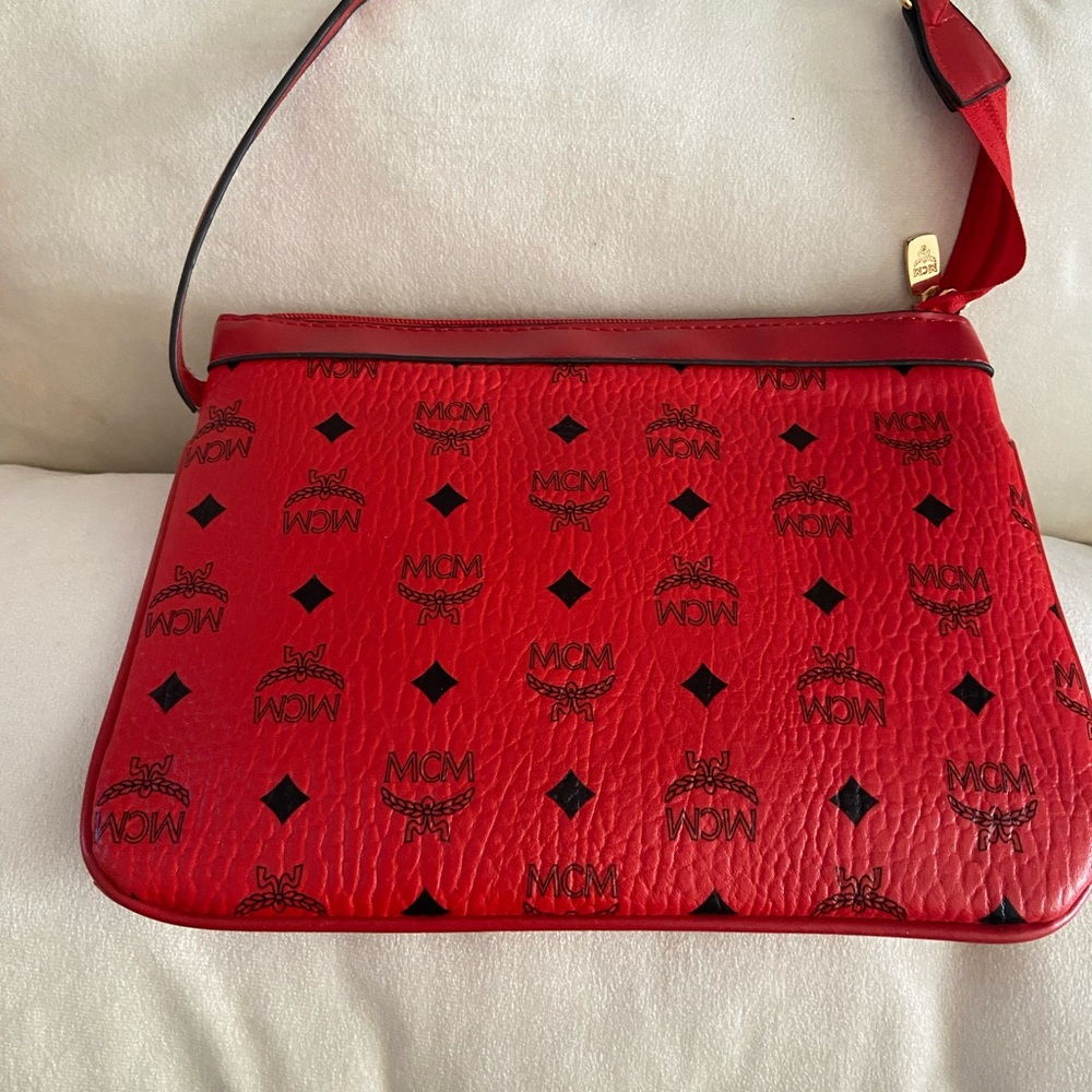 Red and Black Shoulder Bag with Iconic Design